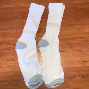2 Pairs Tube Socks